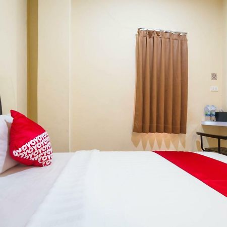 Sentosa Guest House Понтіанак Екстер'єр фото